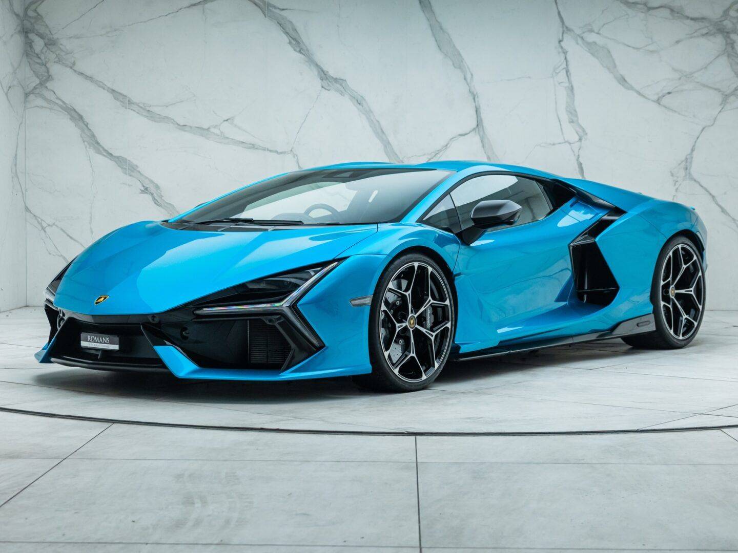 Lamborghini Revuelto