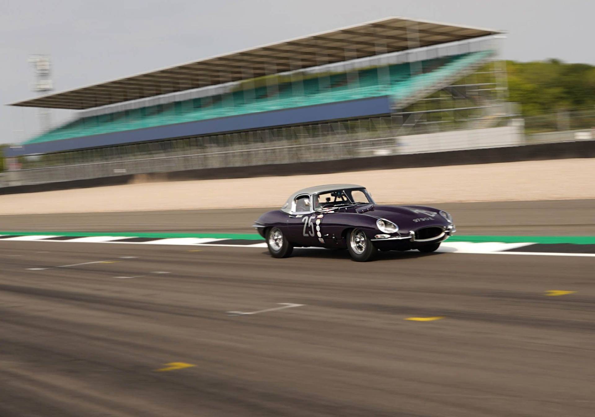 Jaguar E-Type Race Car