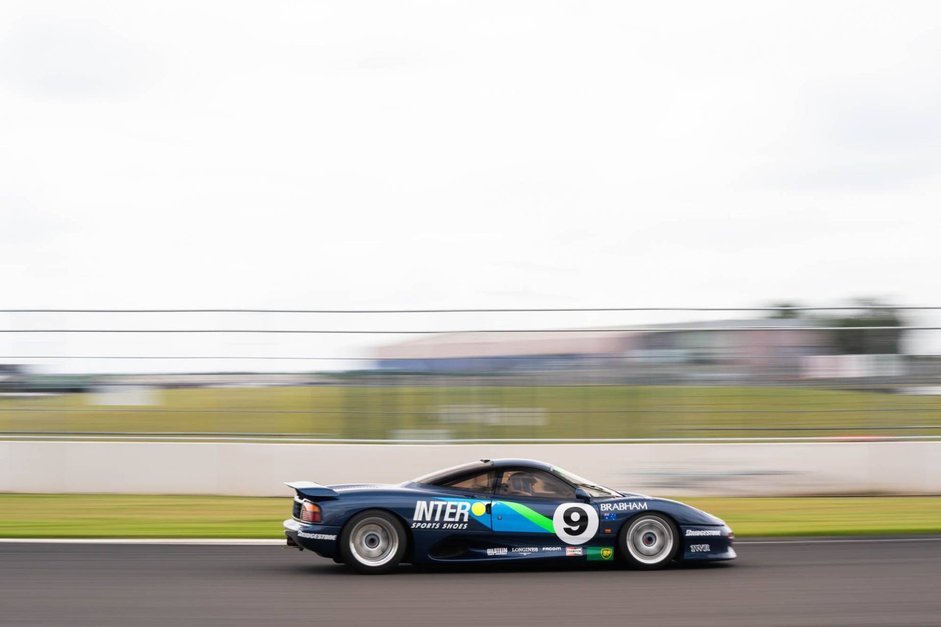 Jaguar XJR-15