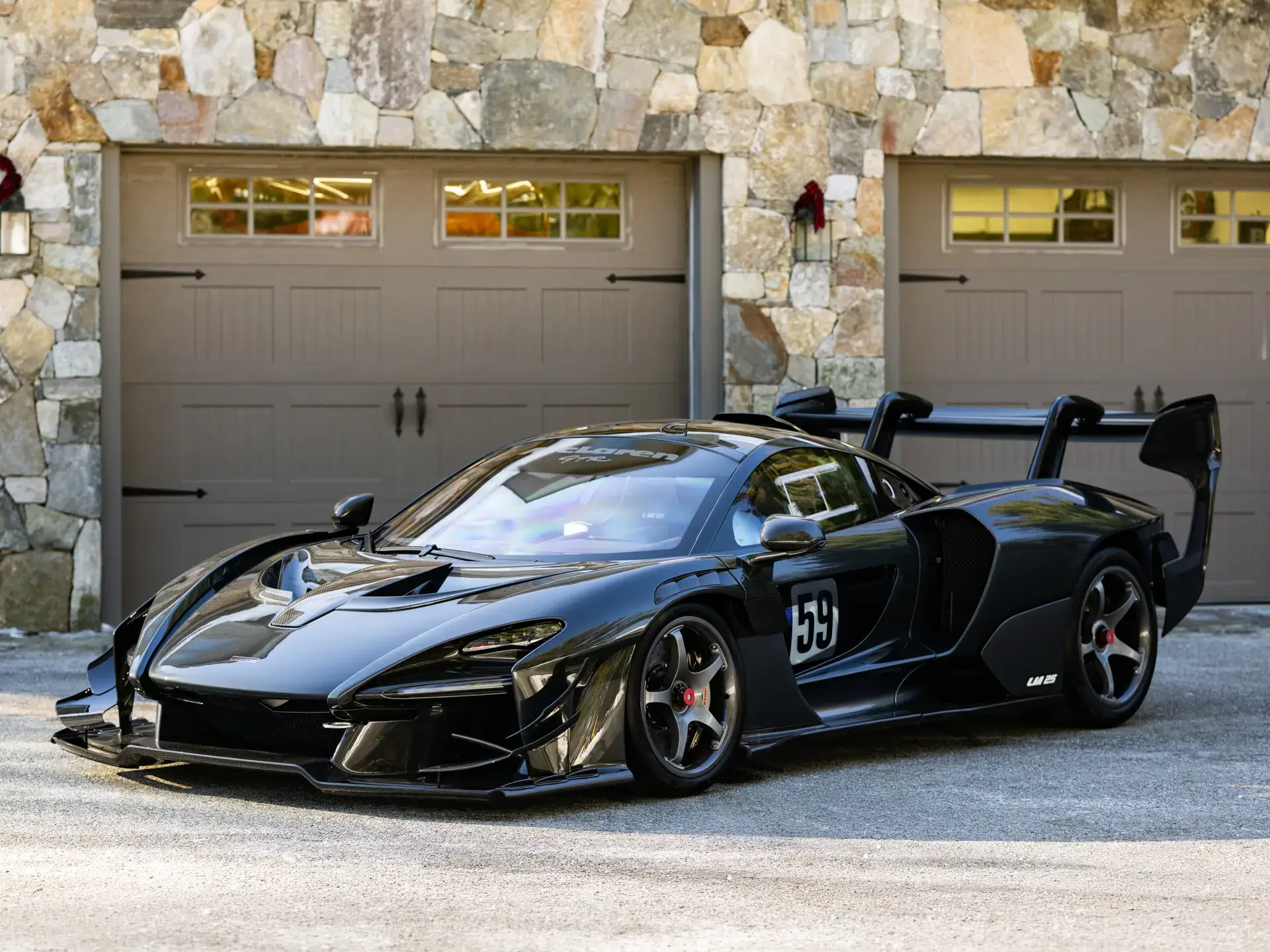 2020 McLaren Senna GTR 'LM 25' by Lanzante