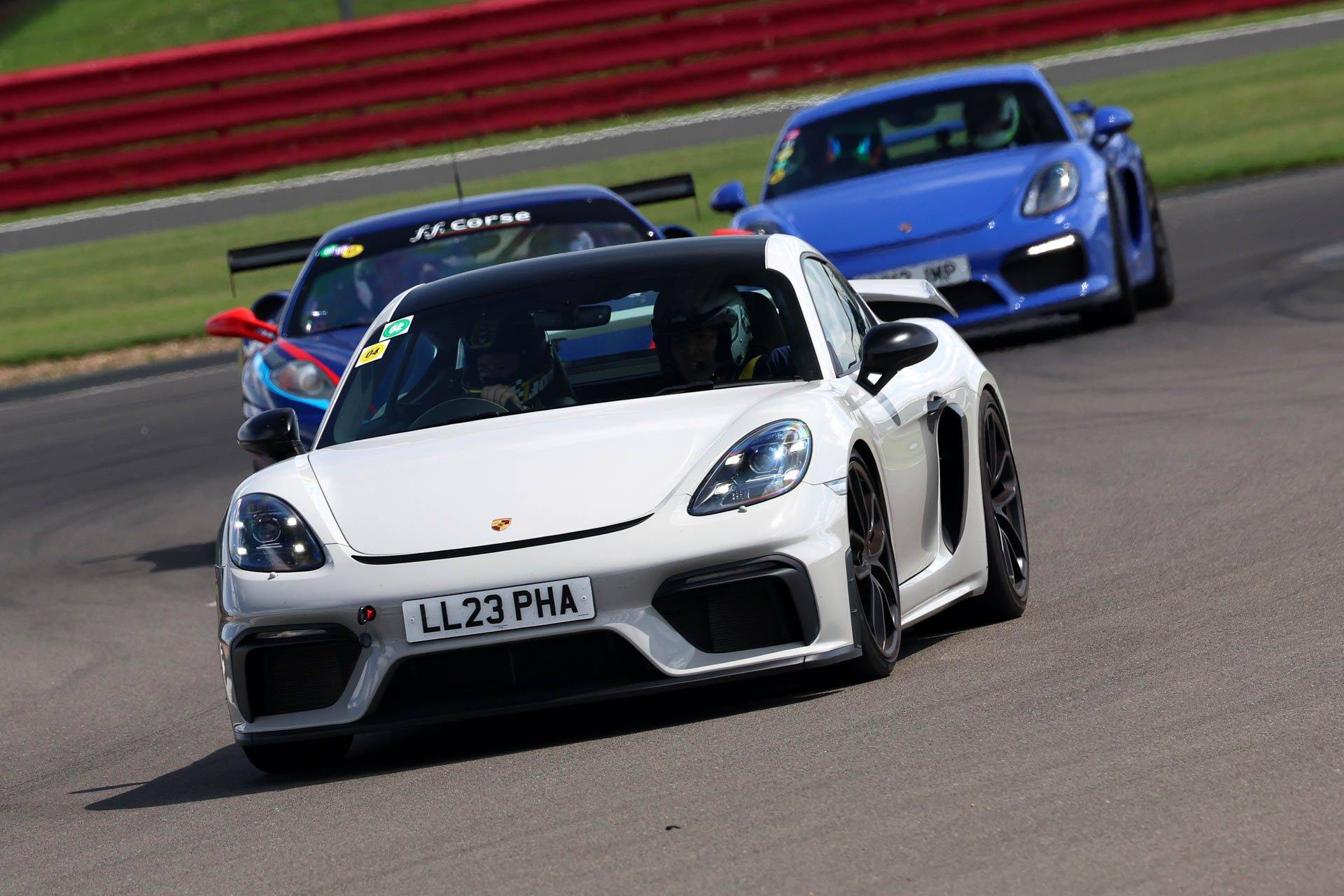 Porsche 718 GT4