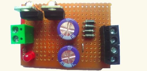 แหล่งจ่ายไฟควบคุมคู่ +5V และ -5V