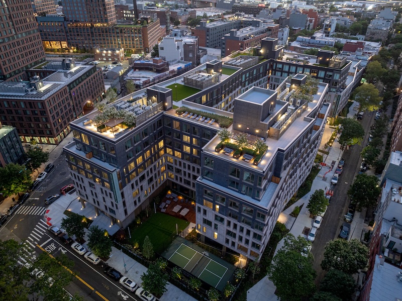 Walker & Dunlop Arranges $285 Million Bridge Loan for Greenpoint Central in Brooklyn