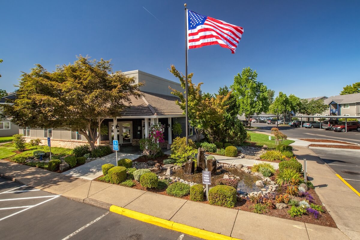 Walker & Dunlop Arranges $128 Million Refinancing for a Four Property Multifamily Portfolio in Oregon