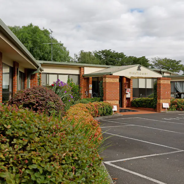 Front entrance of Mayflower Edith Bendall in Pascoe Vale.