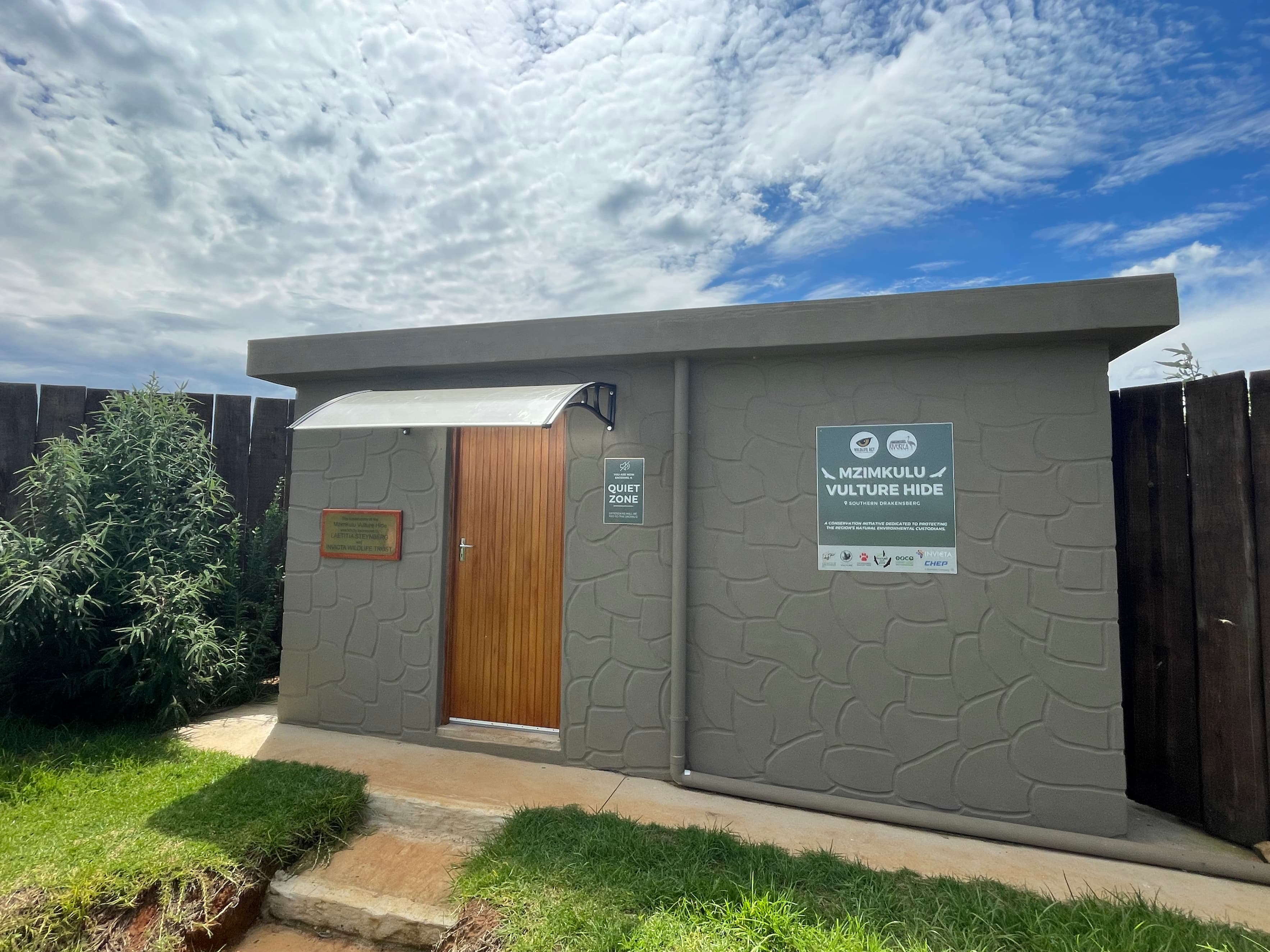 The entrance to the Mzimkulu Vulture Hide