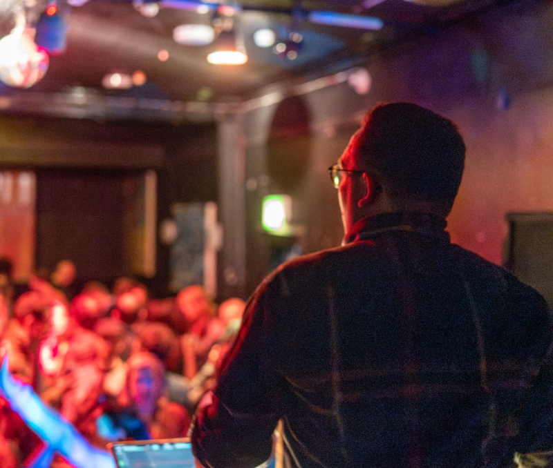 A club DJ at heart with over 30 years' experience, Jamie combines authentic music knowledge, crowd-reading expertise and a passion for great parties.