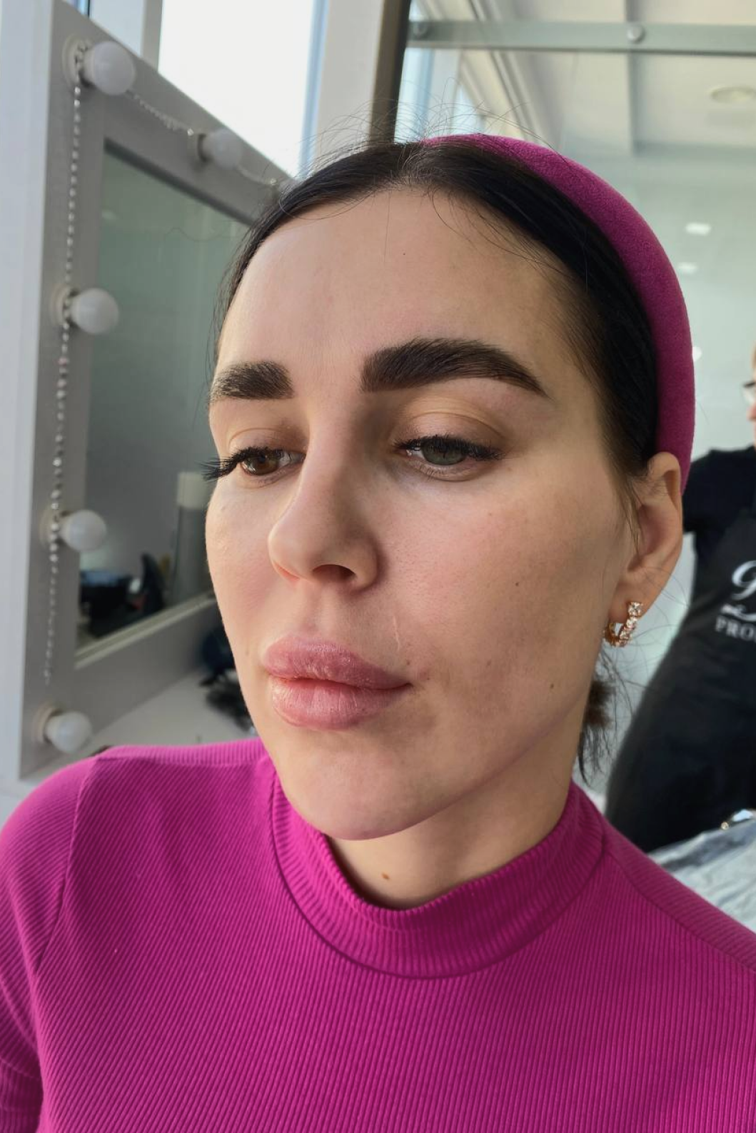 Майстер бровит М.Тернопіль Обрати годину. Гарні натуральні брови. брови за 30 хв. Втілю ваші побажання.