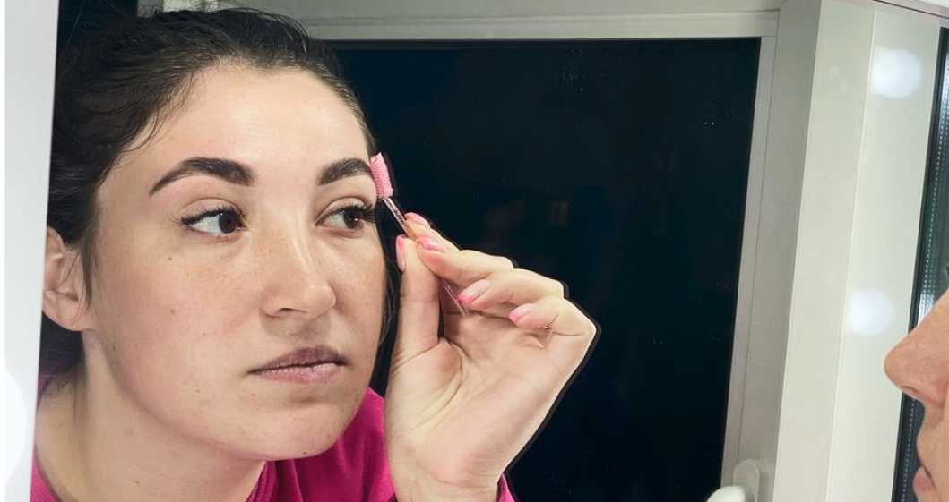 Майстер бровит М.Тернопіль Обрати годину. Гарні натуральні брови. брови за 30 хв. Втілю ваші побажання.