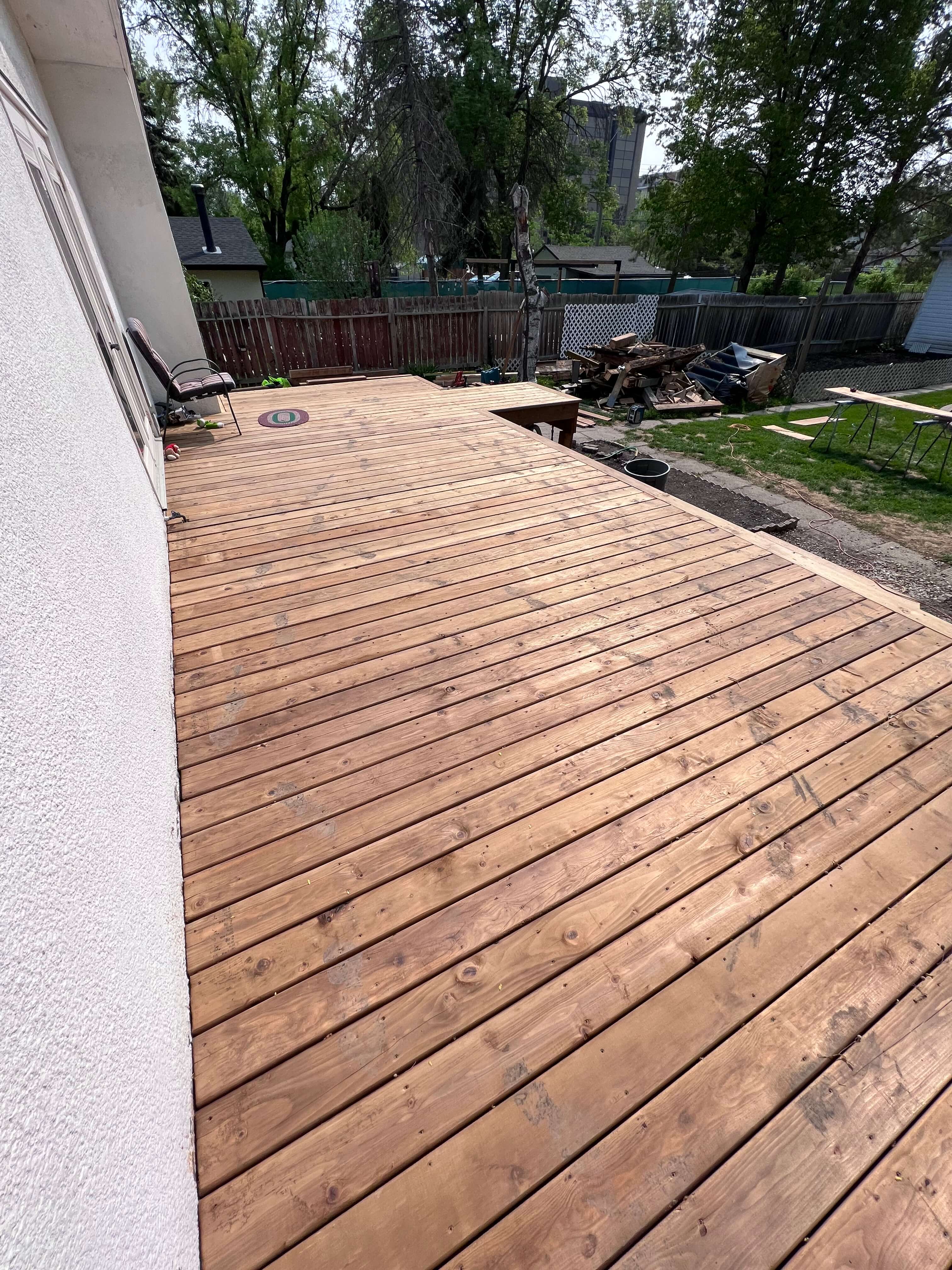 complete deck attached to town house