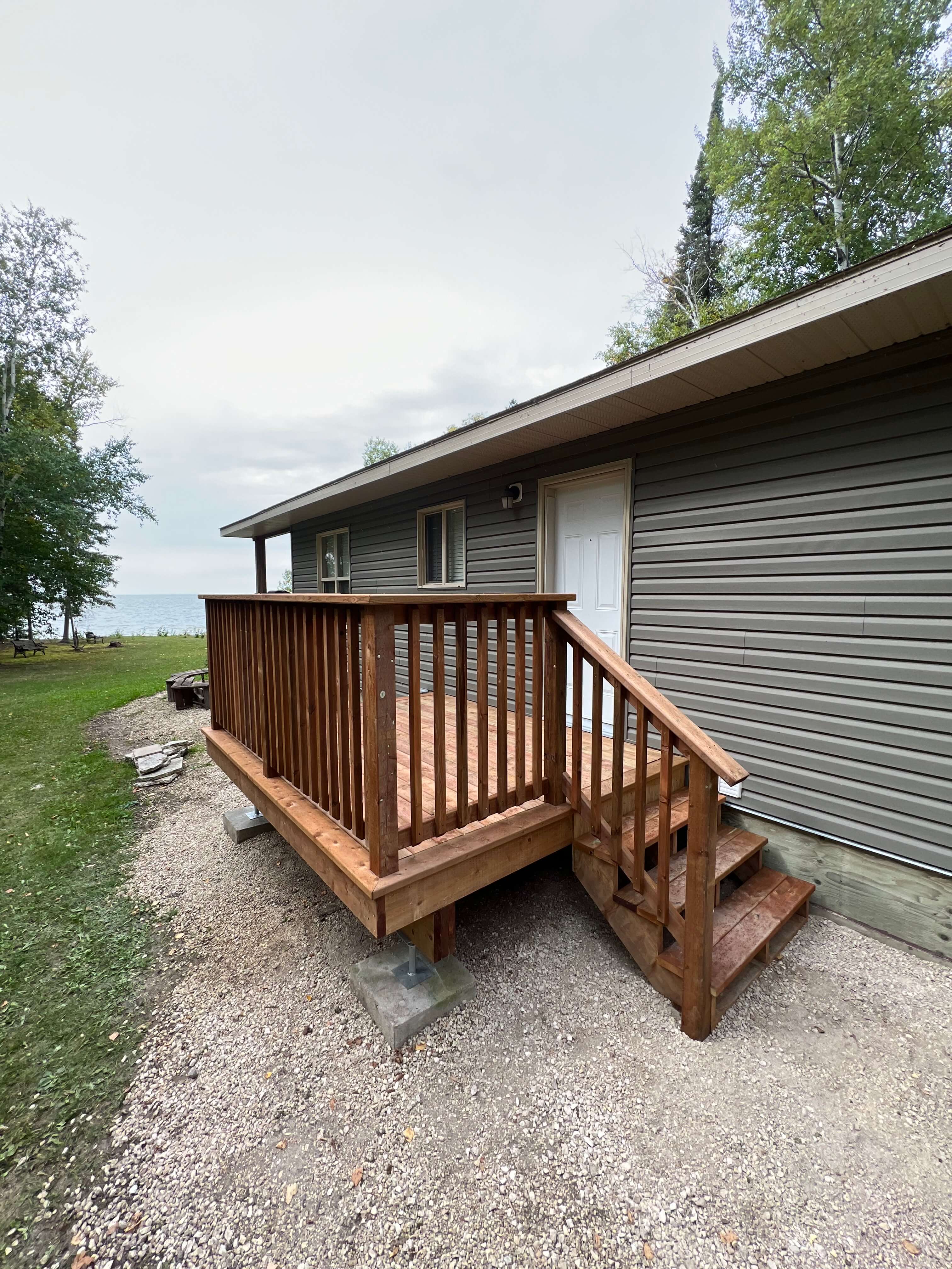 rebuild trailer home entrance deck