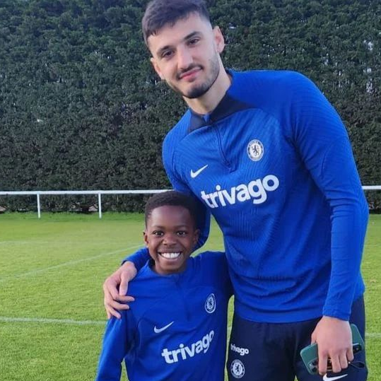 Ore chelsea football elite football player