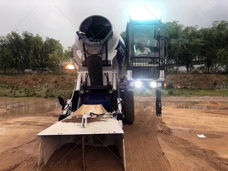 self loading transit mixer for sale