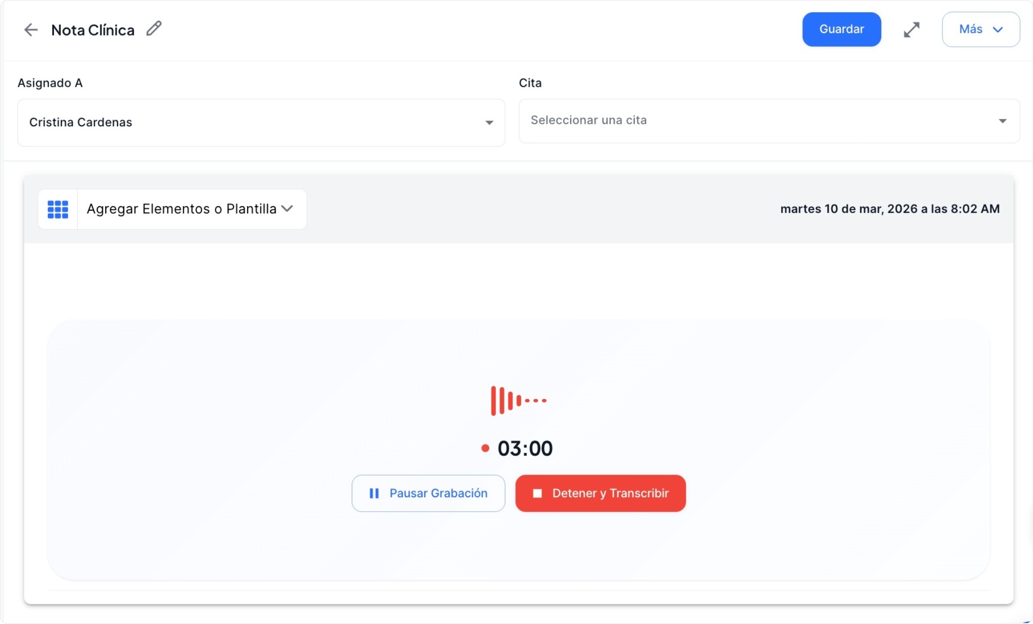 Pantalla de grabación activa — Luna muestra la forma de onda del audio, el temporizador y los controles de pausa y detener