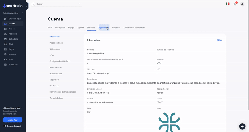 Interfaz de configuración de clínica en software médico Luna Salud mostrando campos para nombre de clínica, dirección completa, teléfono de contacto y especialidades médicas