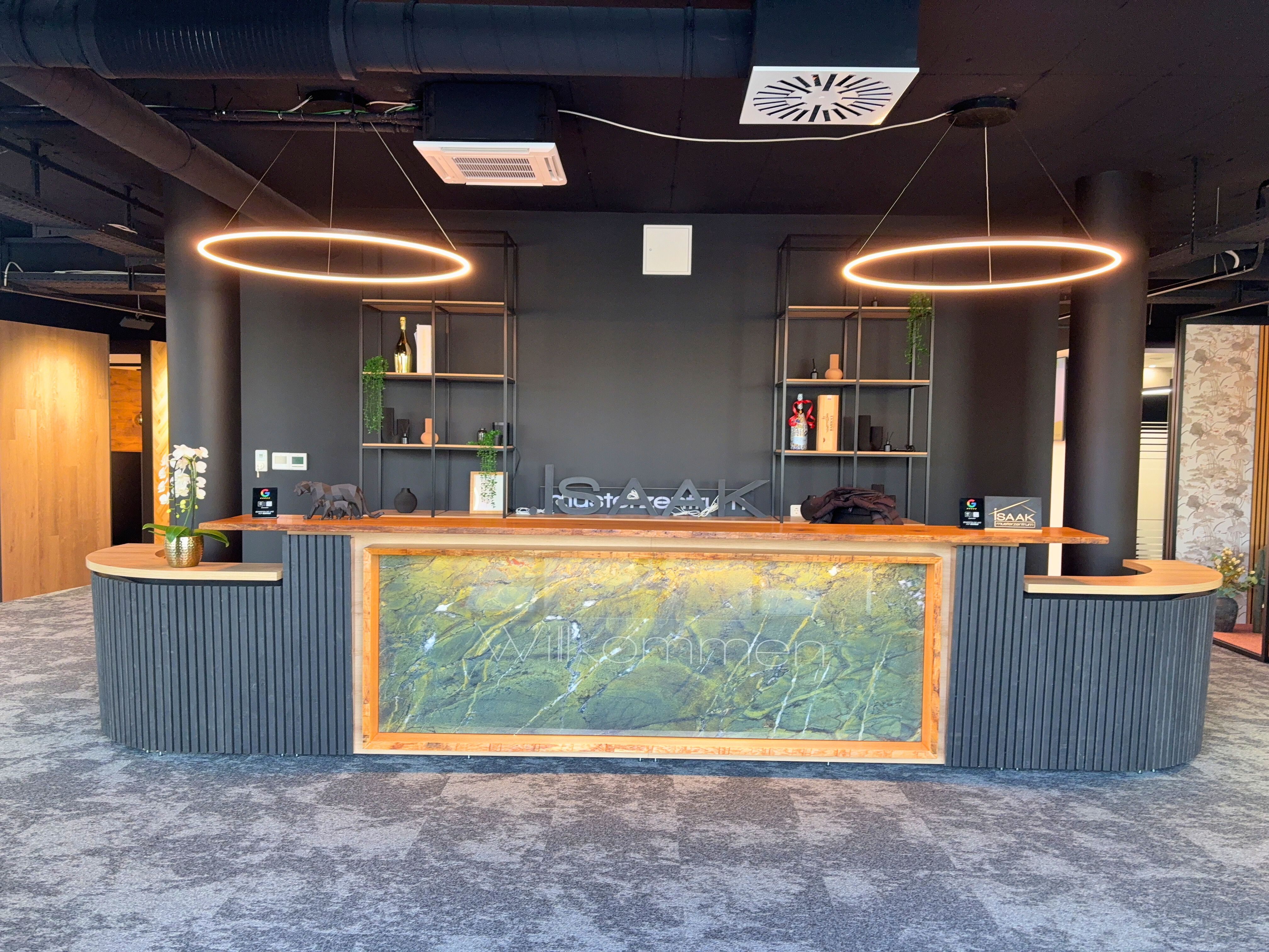 Wohnzimmer Renovation - Trockenbau, Maler Arbeiten, Fliesen Verlegen Vohrer Nachher