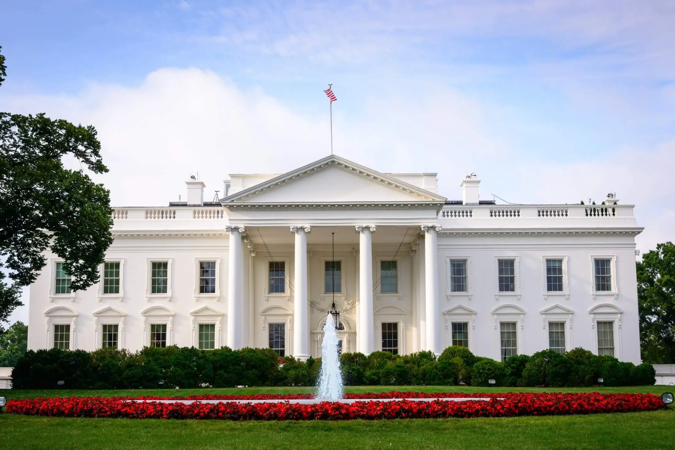 White House Overhauls Federal AI Policy