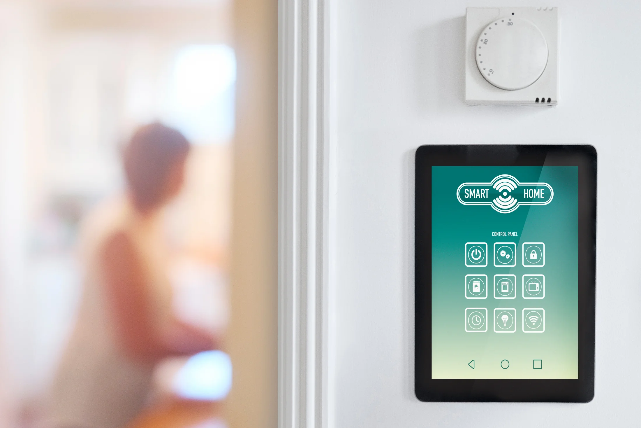 Apple Scales Back Features on New Smart Home Hub
