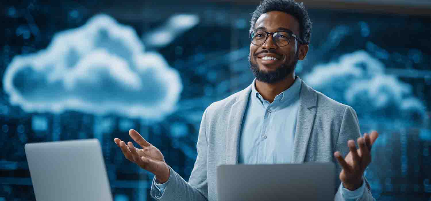Professional IT consultant presenting cloud migration solutions to Charlotte business owners