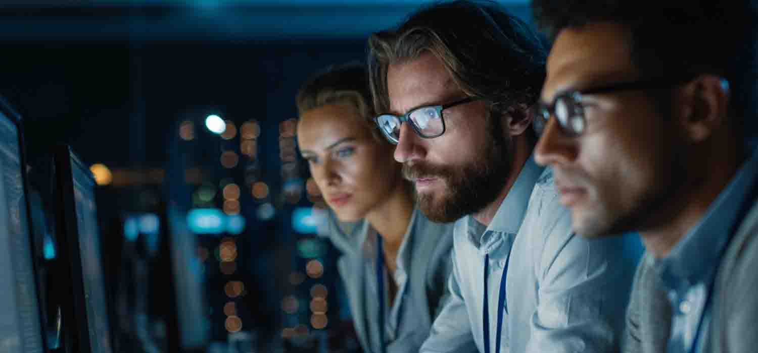 Managed IT team conducting cybersecurity assessments for business continuity