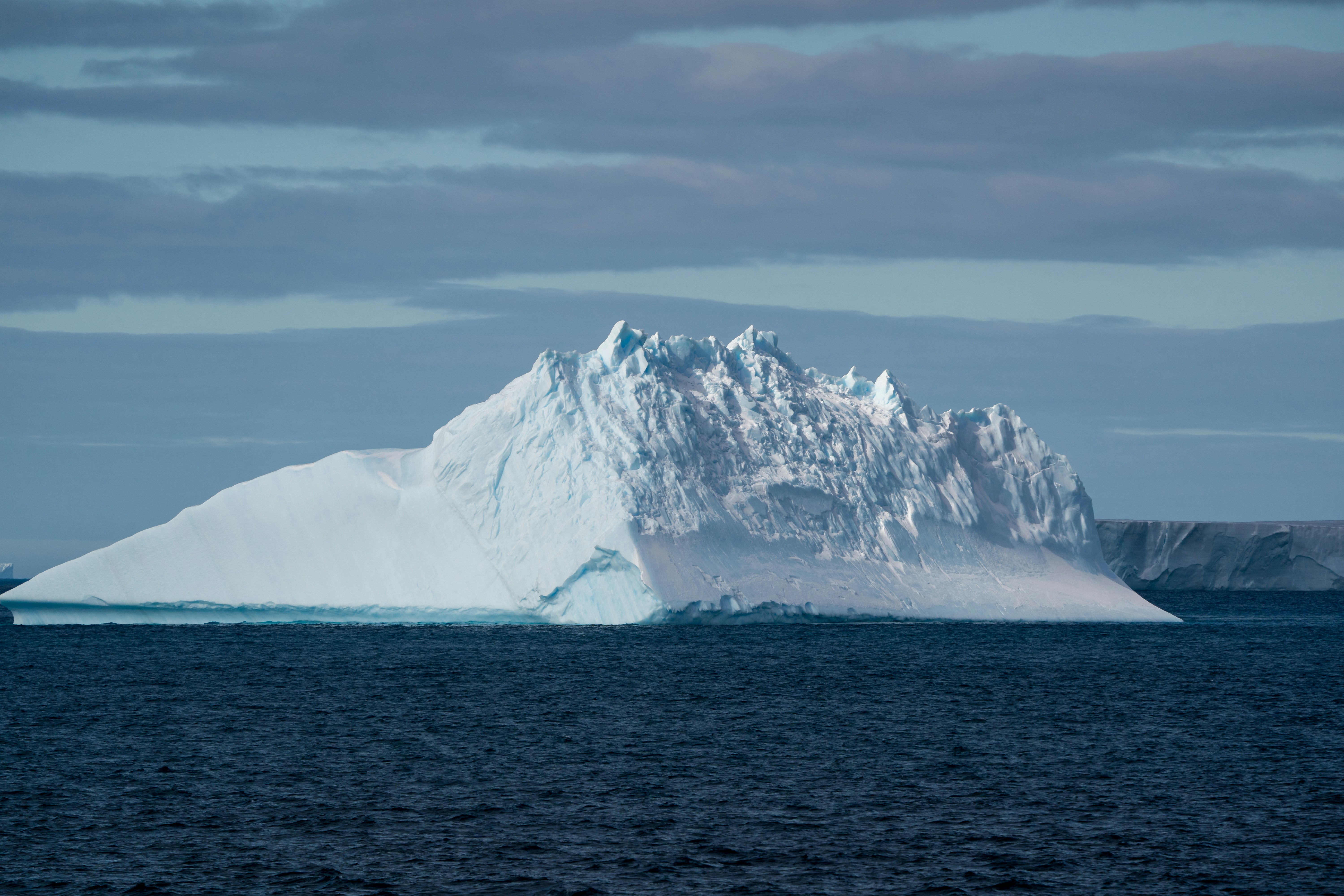 Wide Iceberg LeAD GLocal
