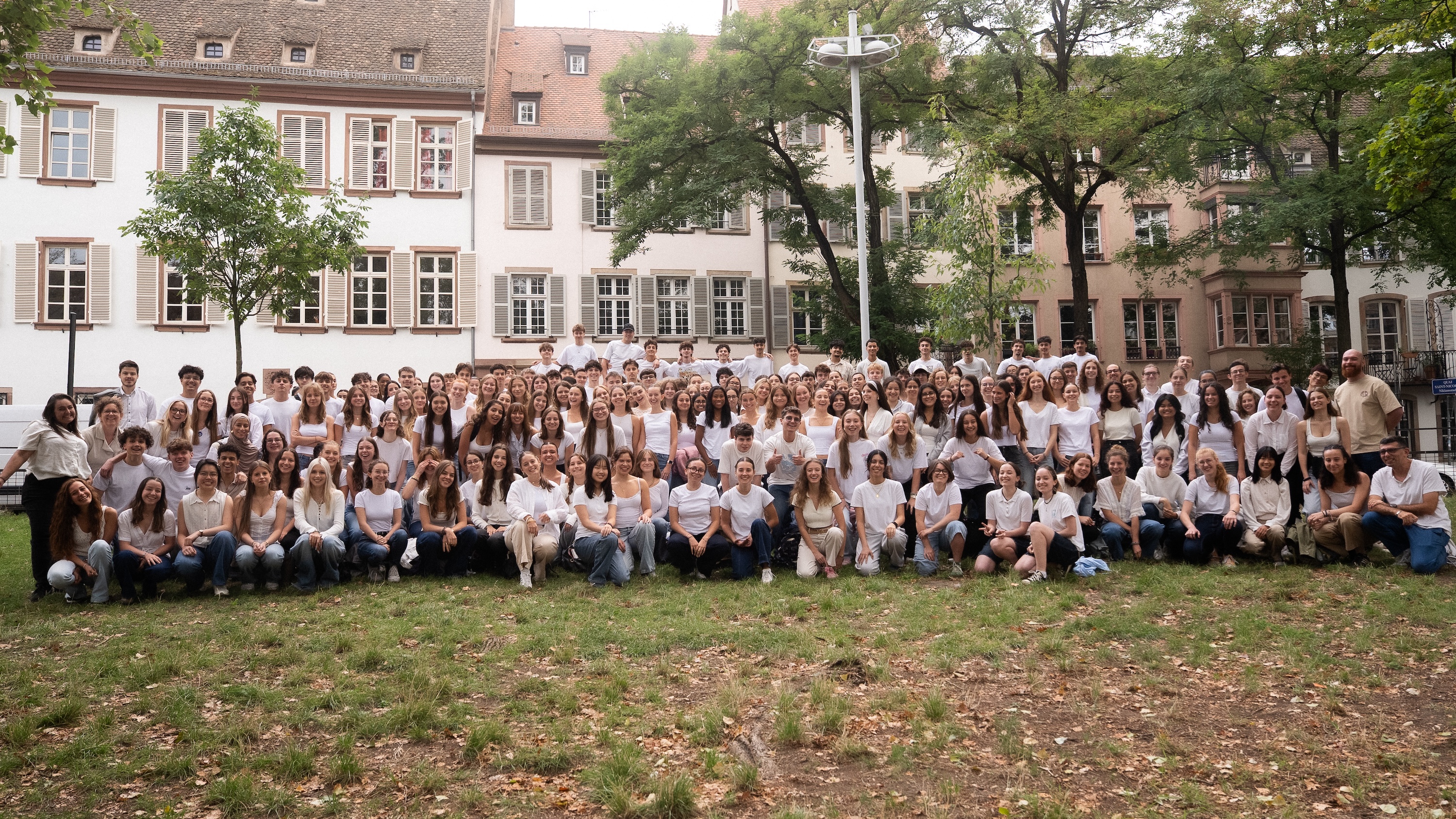 Image de groupe de tous les étudiants en prépa médecine de formaScience