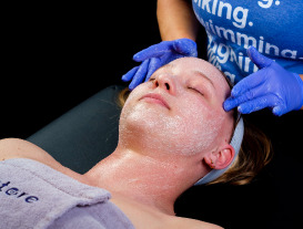 Hydrating Hyaluronic Facial