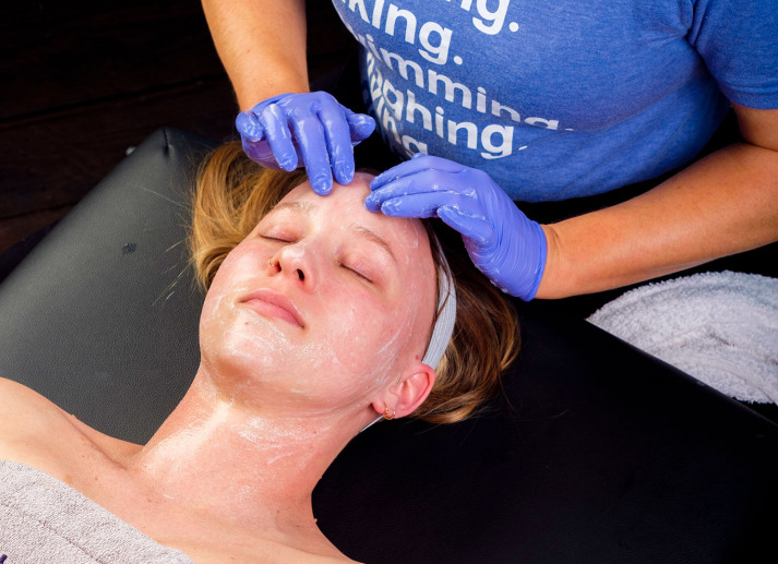 Image of Advanced Hydration Facial bringing moisture and nourishment to the deepest layers of skin.