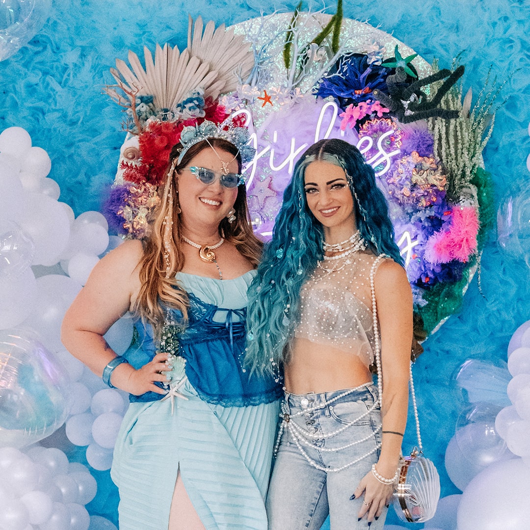 Photo Booths & Sessions
