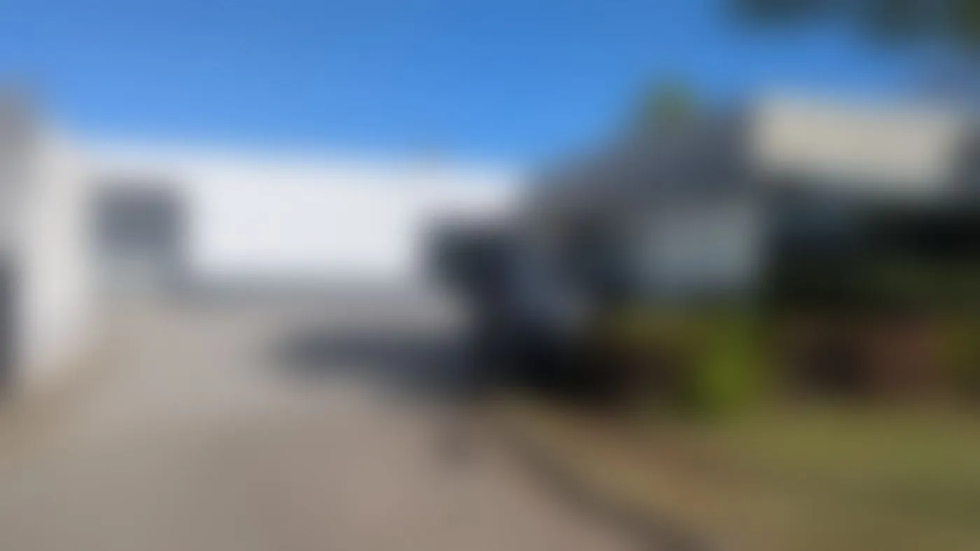 Geblurde foto van het nieuwe pand in Zwolle