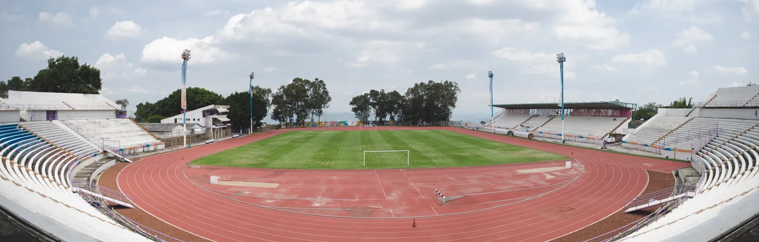 Vista general del Estadio Centenario dentro de la Unidad Deportiva Centenario en Cuernavaca