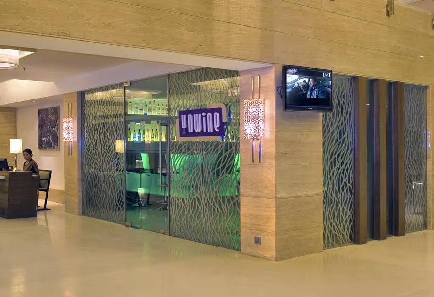 The Sonnet Kolkata lobby