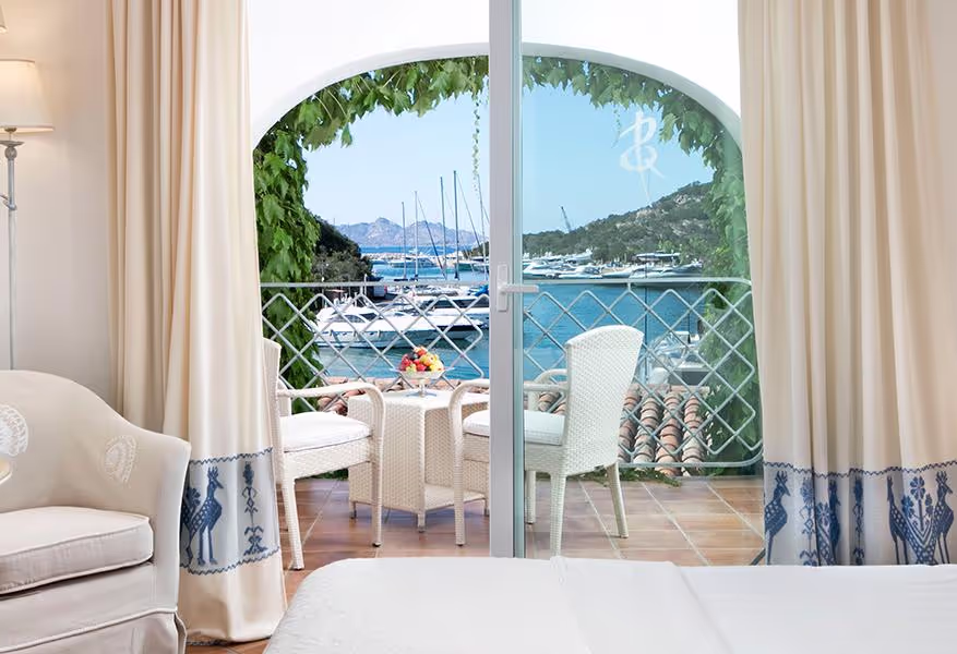 Grand Hotel Poltu Quatu guestroom