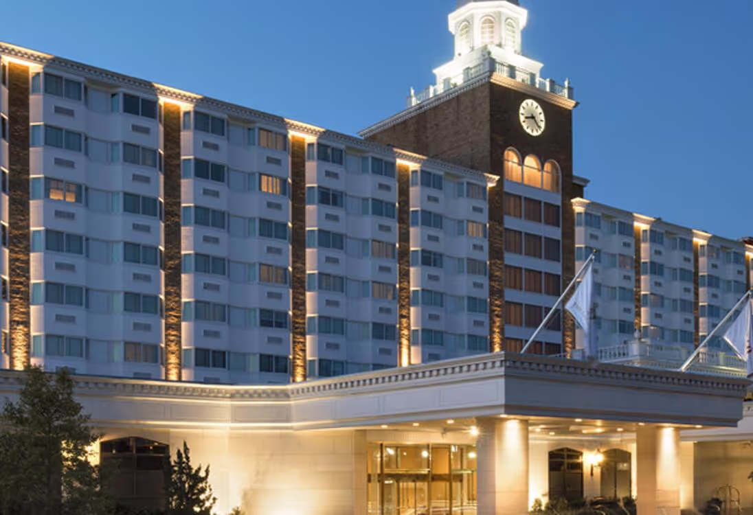 The Garden City Hotel Exterior