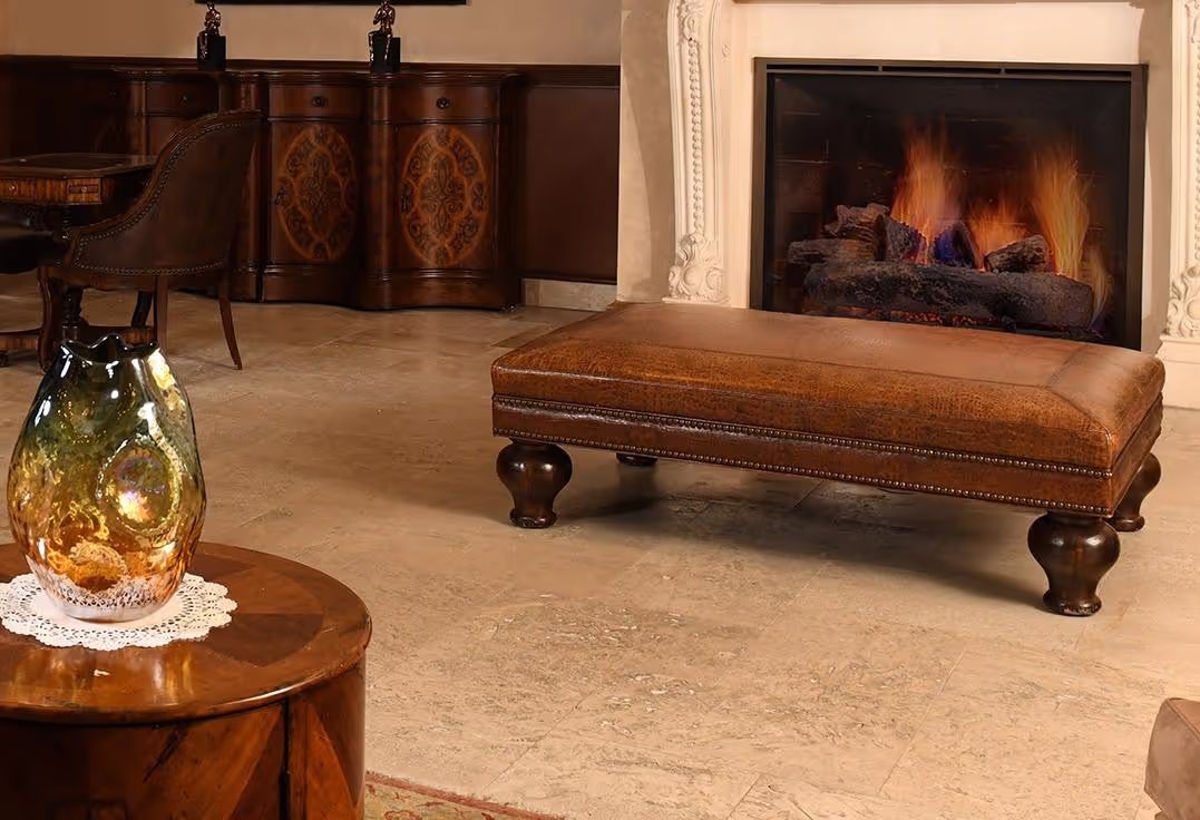 Woolley’s Classic Suites Lobby