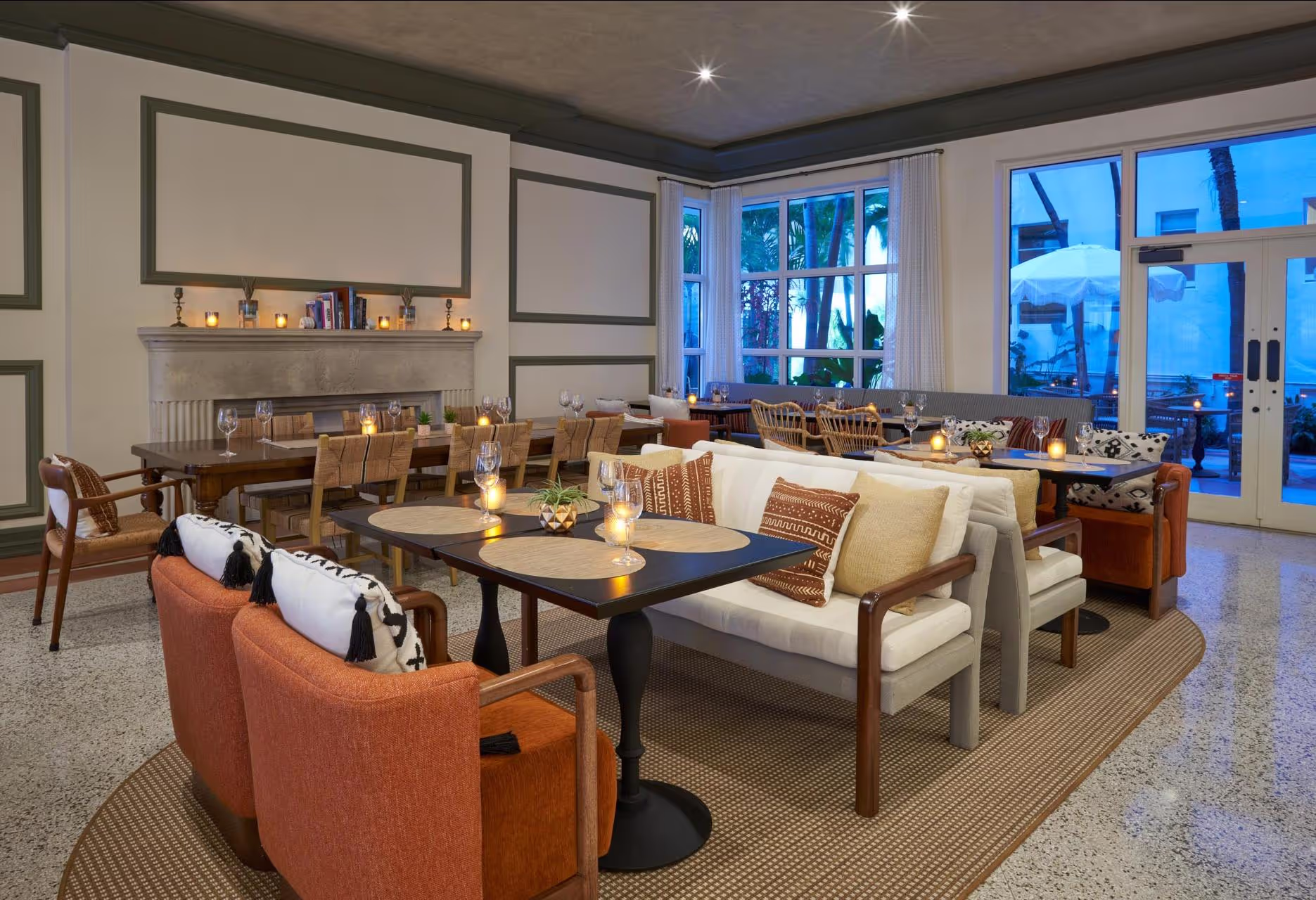 The Balfour Hotel Miami Beach Lobby Dining Arrangement