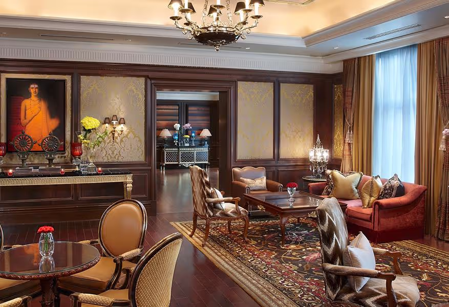 The Leela Palace New Delhi Lounge