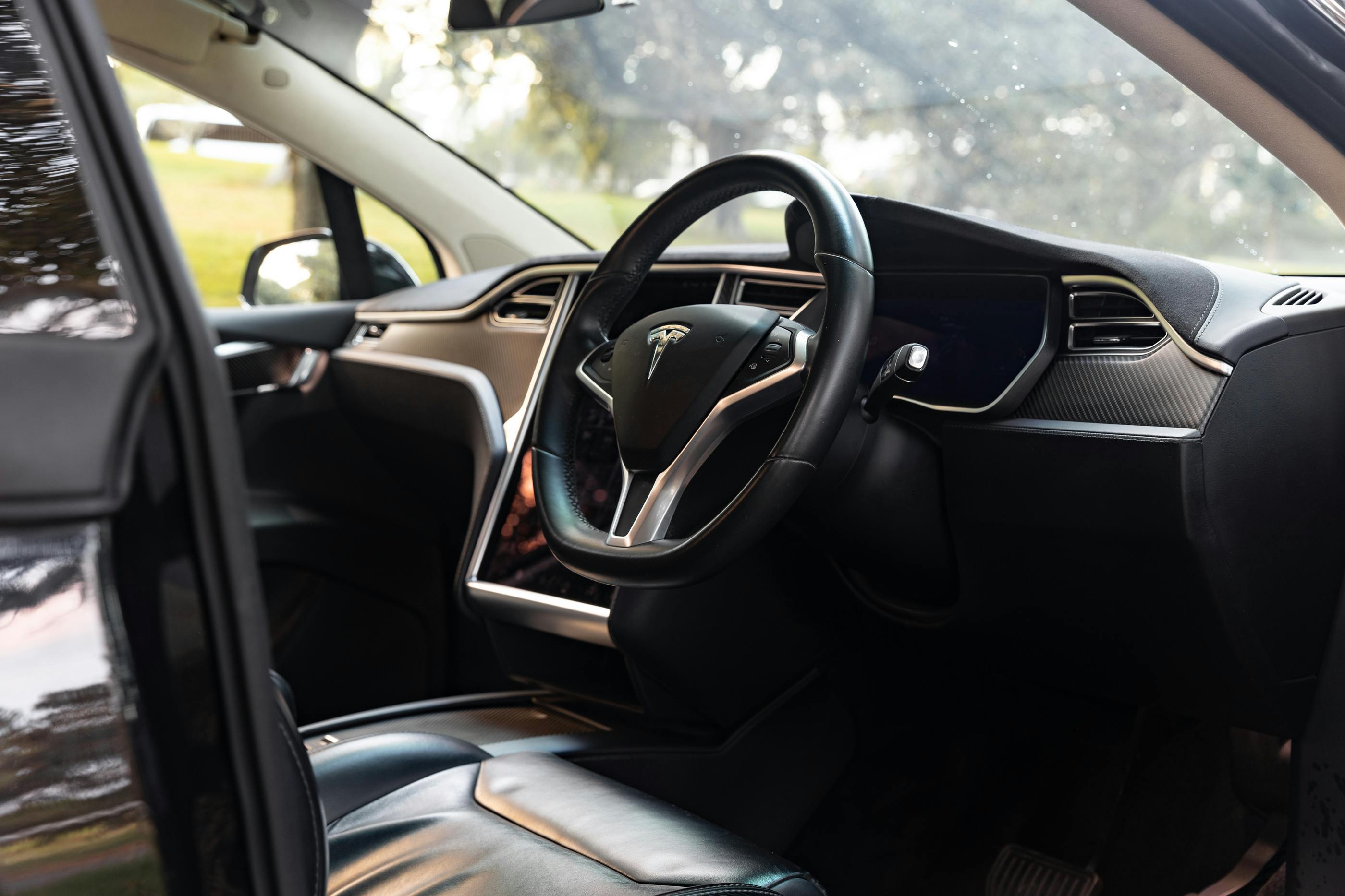 Software updates and connected‑car features after a repair
