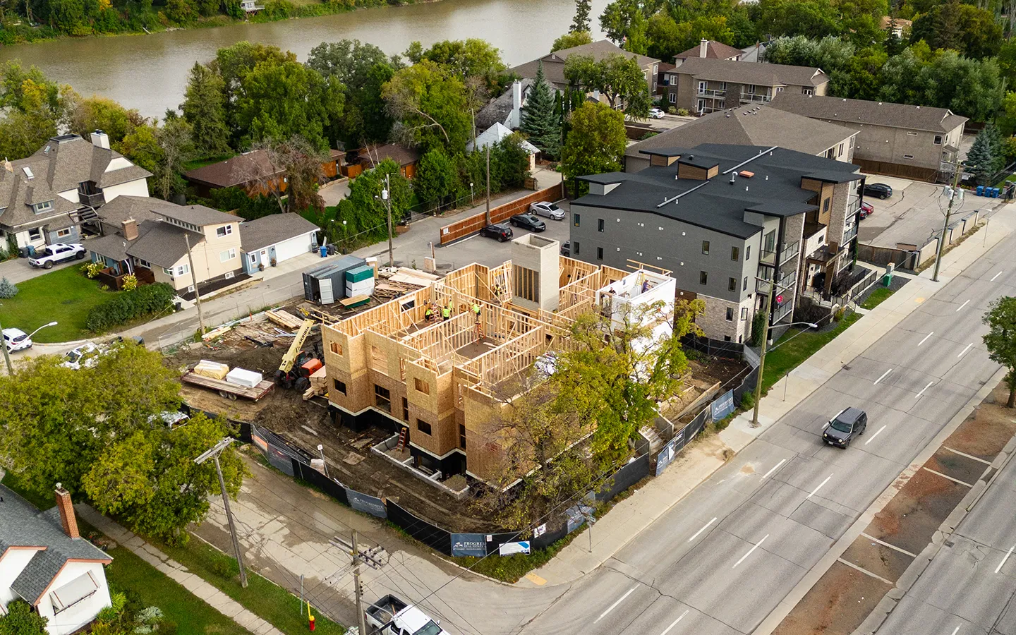 470 Henderson
