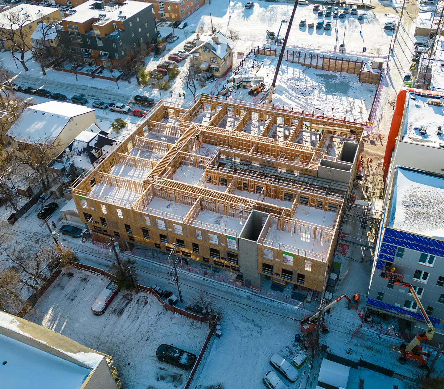 160 Osborne + 424/425 Wardlaw (The Zü Apartments)