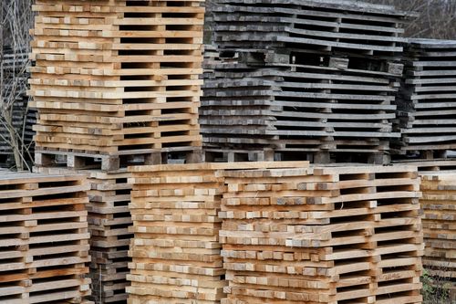 Black Locust Lumber - Decking, Siding & Pavers