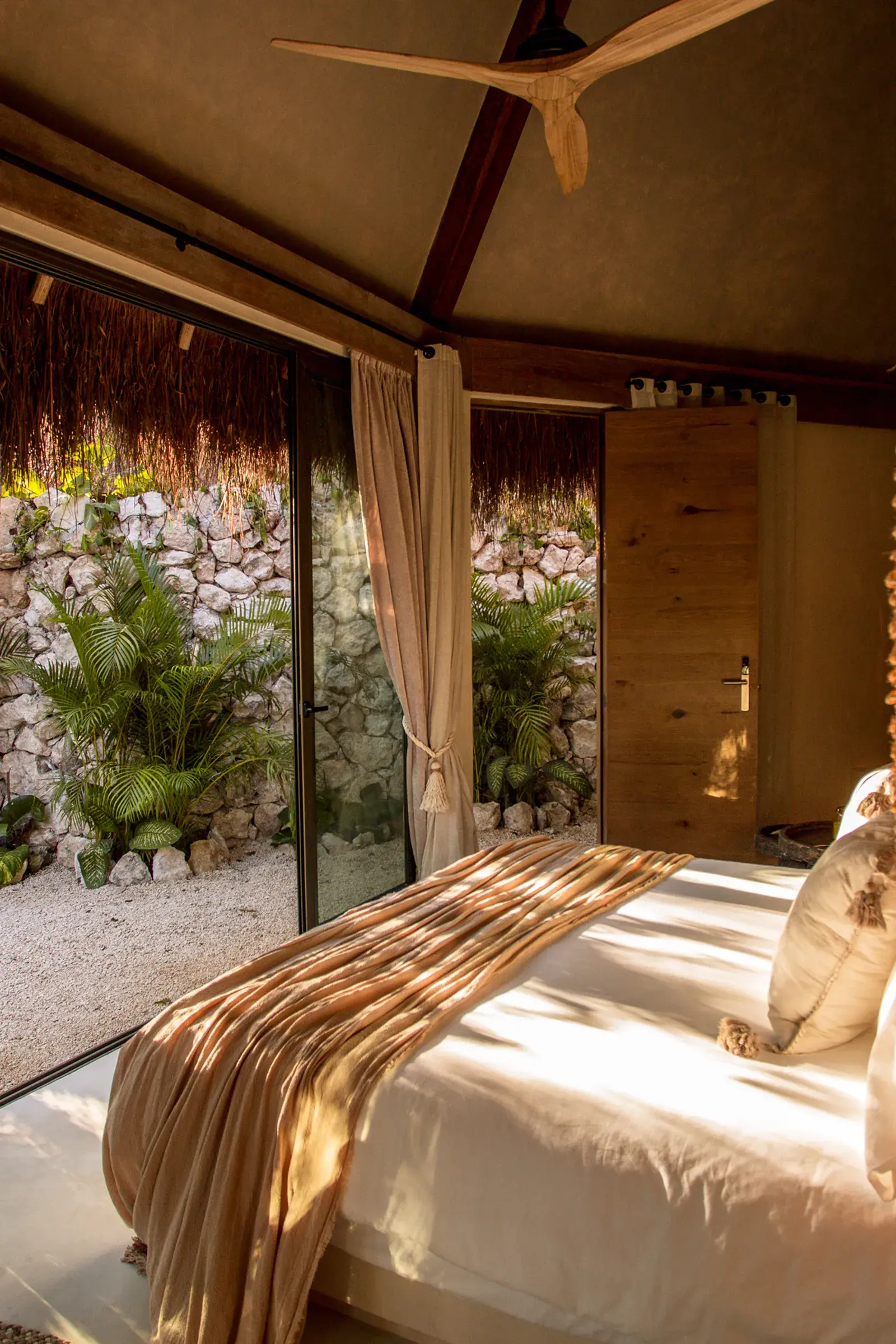 habitacion-vista-a-la-terraza-ventana-corrediza