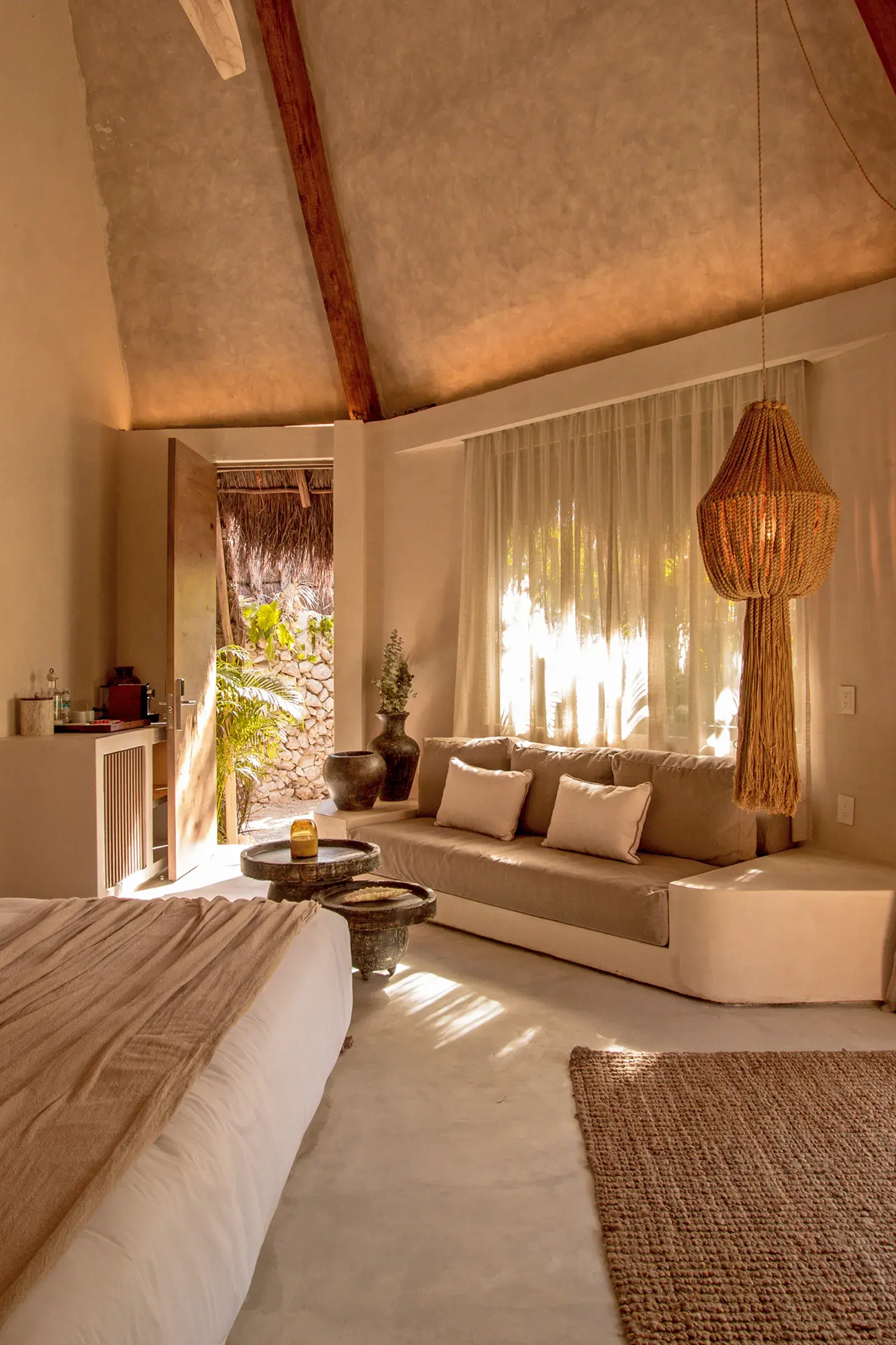 habitacion-cama-sala-lamparas
