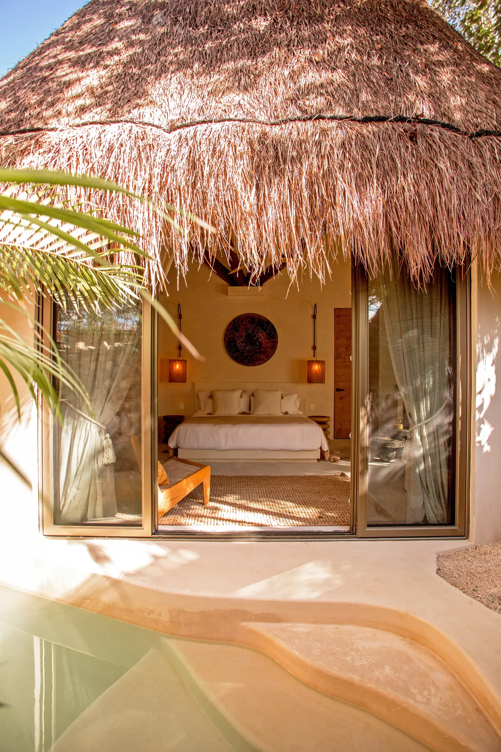 habitacion-cama-sala-lamparas