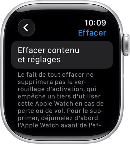 Apple Watch affichant l'écran Effacer contenu et réglages dans les Réglages