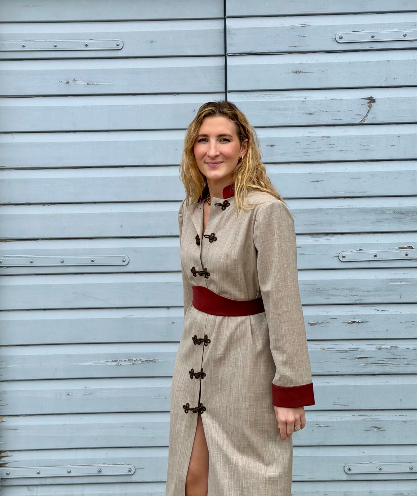 FILIPPA | Greige Tallia di Delfino Blend with Bordeaux Details