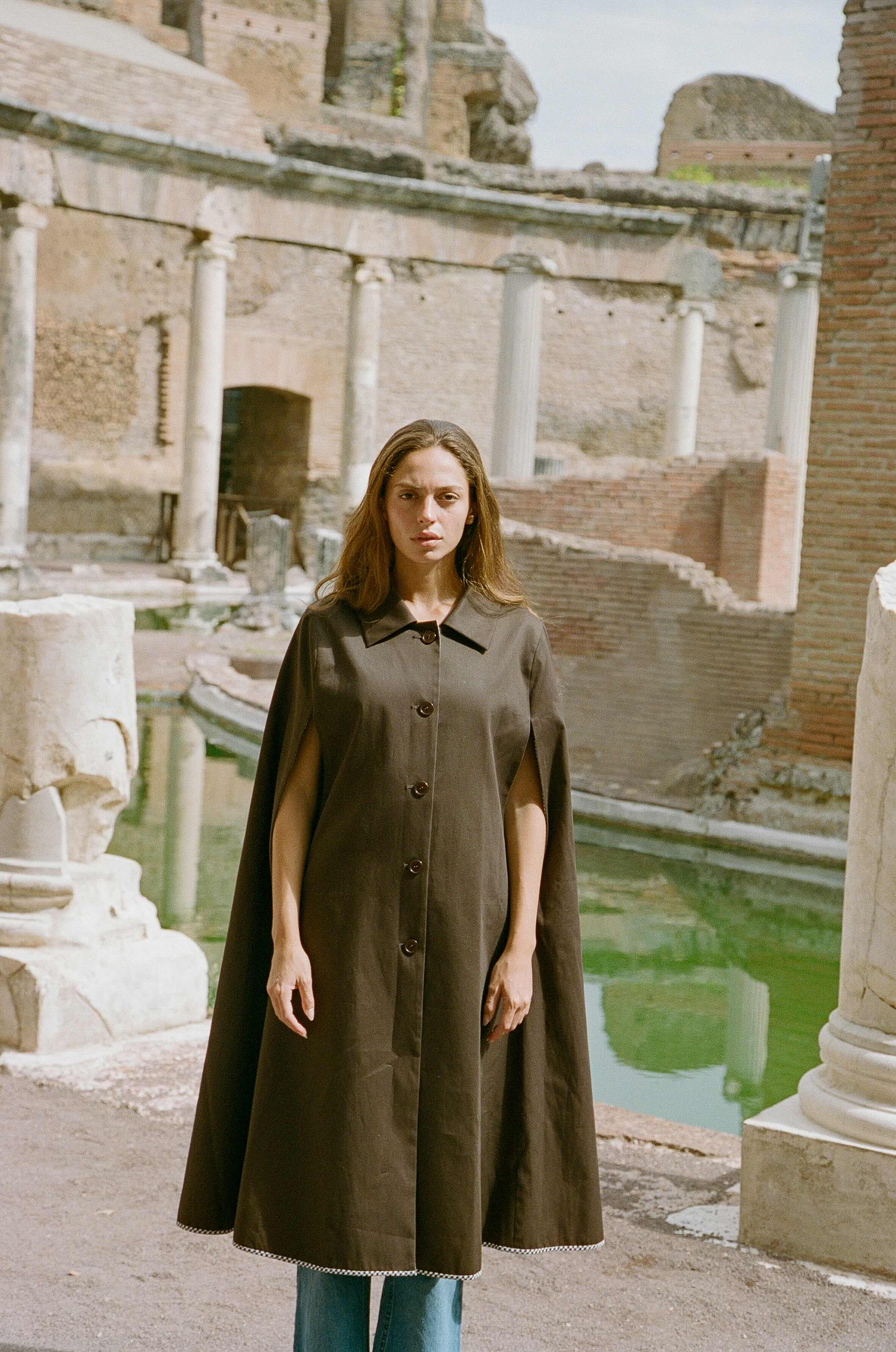 VITTORIA | CAPE