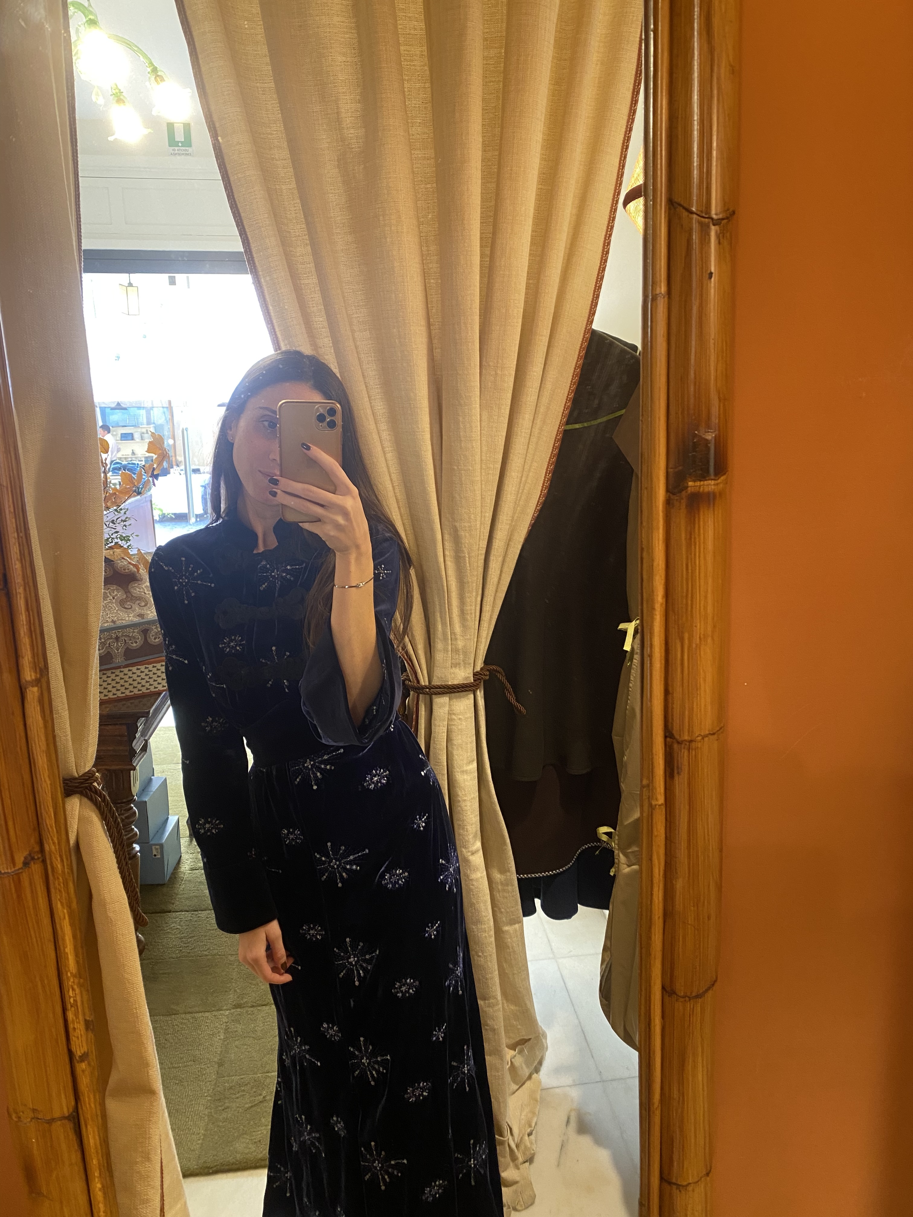 FILIPPA | Embroidered Silk Velvet 