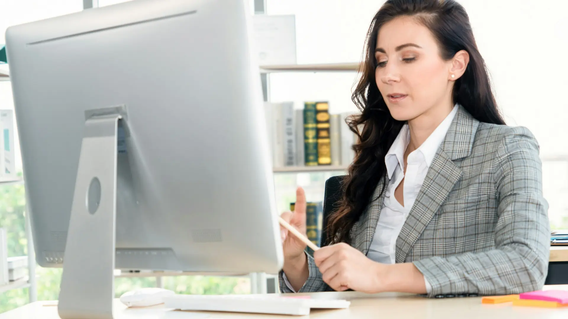 HubSpot Alternatives for Service Companies