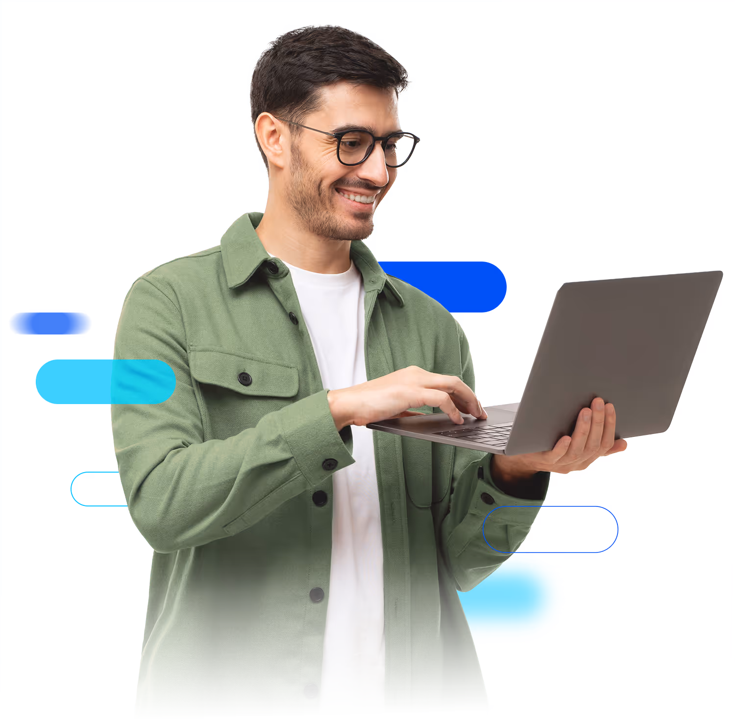 Homem lendo o relatório da Dun & Bradstreet no laptop.